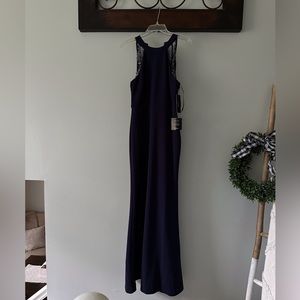 NWT Size S Lulu’s sleeveless formalwear.